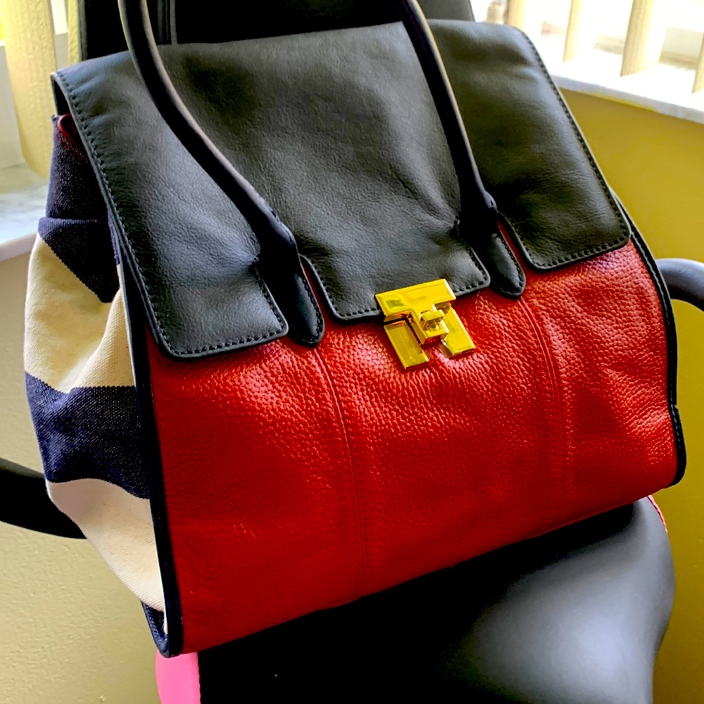 Tommy Hilfiger bag